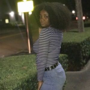 Meet your Posher, Daniela